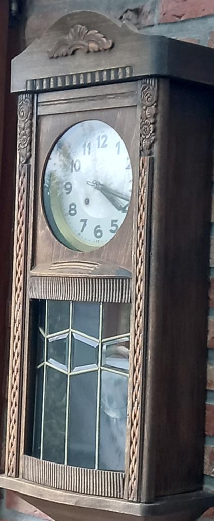 Belle horloge ancienne en bon état, Antiquités & Art, Enlèvement