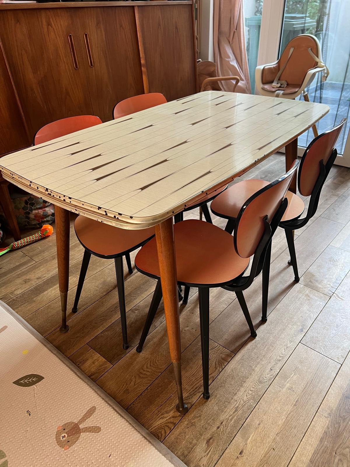 5 stoelen eind jaren 50 merk Torck in goede staat., Huis en Inrichting, Ophalen, Zo goed als nieuw