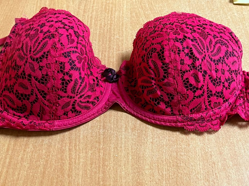 Rode BH hunkemoller maat 75E, Enlèvement ou Envoi, Soutien-gorge