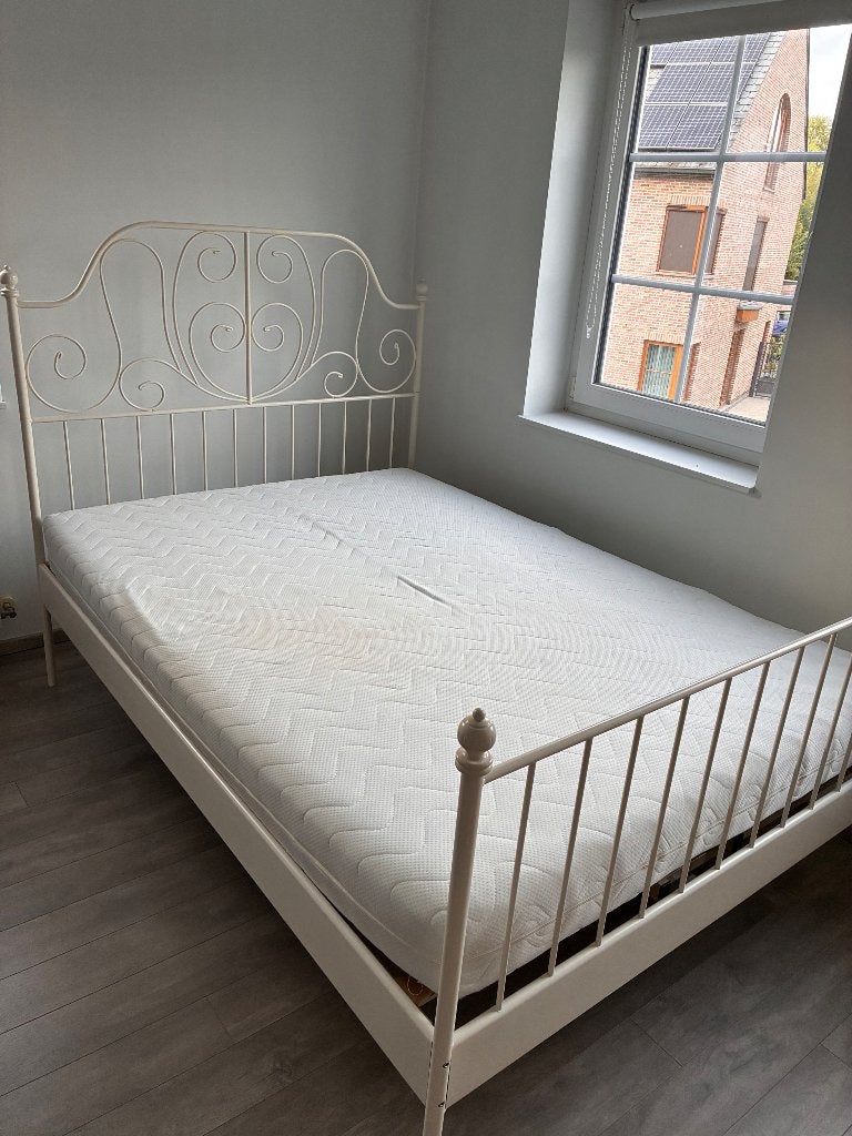 Bed, Huis en Inrichting, Ophalen, Gebruikt, Wit, 140 cm