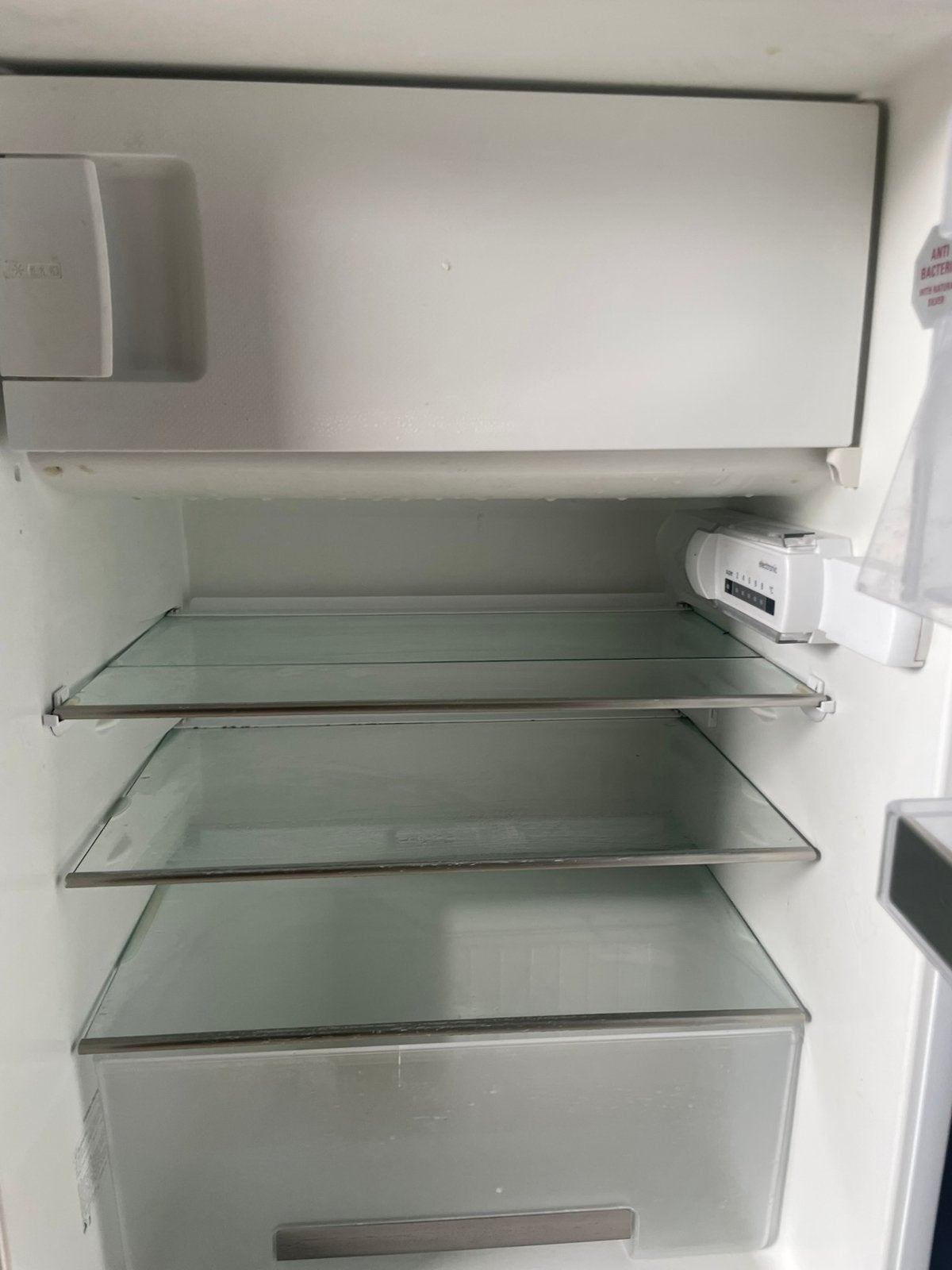 petit frigo siemens 54x88 encastrable, Electroménager, Classe énergétique A ou plus économe, Avec compartiment congélateur, 85 à 120 cm