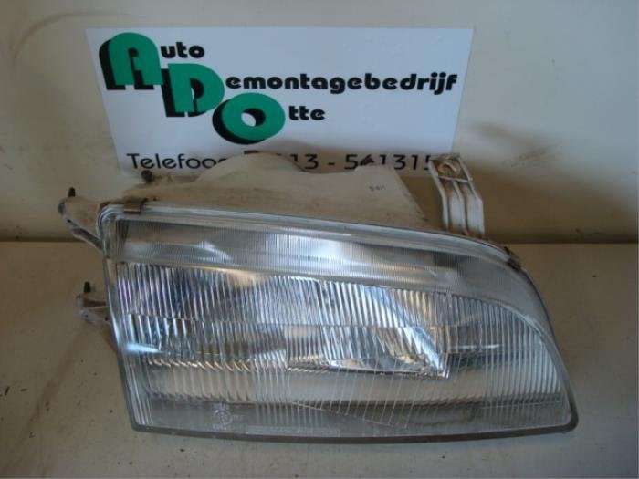 Phare droit d'un Suzuki Swift (Swift 89-), -, 3 mois de garantie, Utilisé, -