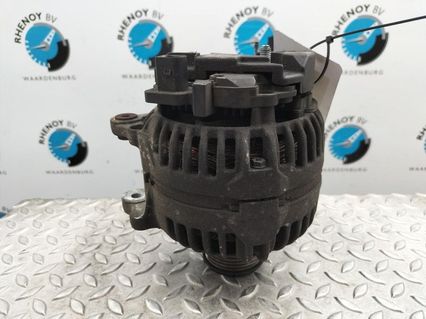 VOLKSWAGEN GOLF 1K 2.0 FSI Comfortline  DYNAMO 06F903023F 20, Enlèvement ou Envoi, Utilisé, Stiba membre