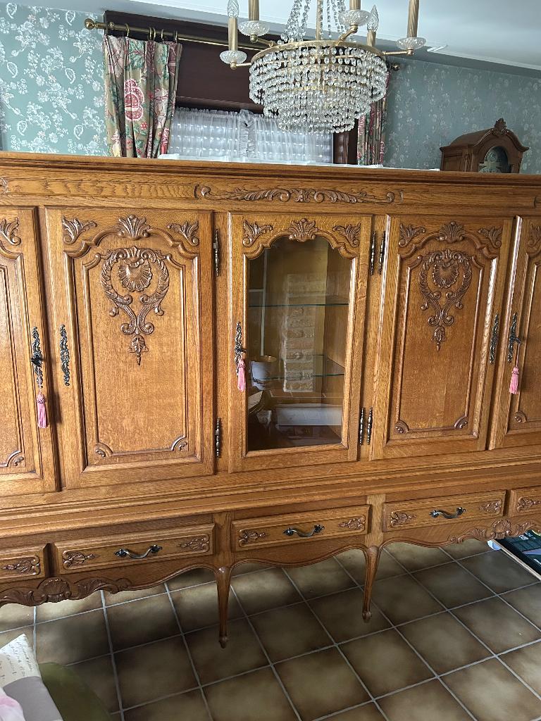 Dressoir, Ophalen, Met deur(en)