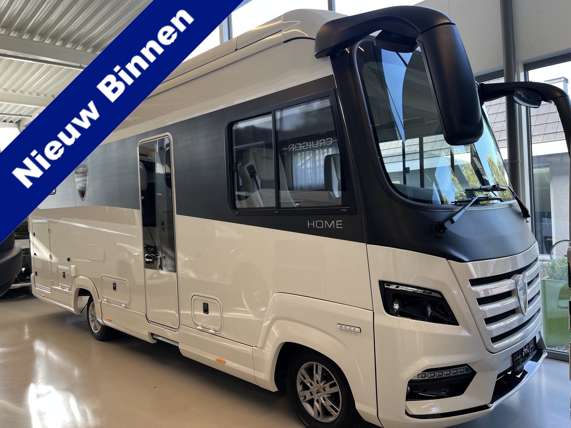 Morelo Home 82 210pk Aut luchtvering Levelsysteem Airco Geen, 8 à 9 mètres, Diesel, Automatique, Mark@niesmannbischoff.nl