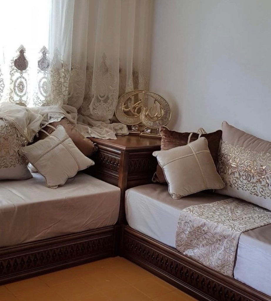 Séjour marocain avec 2 changements de tissus, 250 à 300 cm, Moins de 75 cm, Banc d'angle, Quatre personnes ou plus