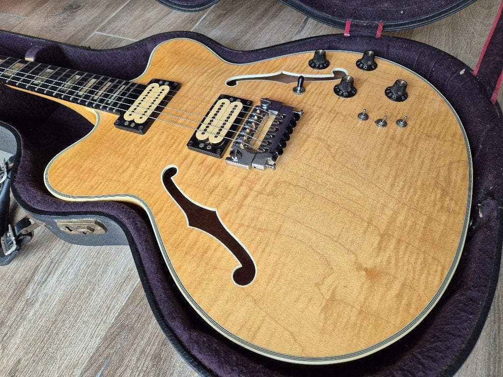 Carvin SH 225 - 1982, Muziek en Instrumenten, Snaarinstrumenten | Gitaren | Elektrisch, Ophalen, Gebruikt, Semi-solid body, Gibson
