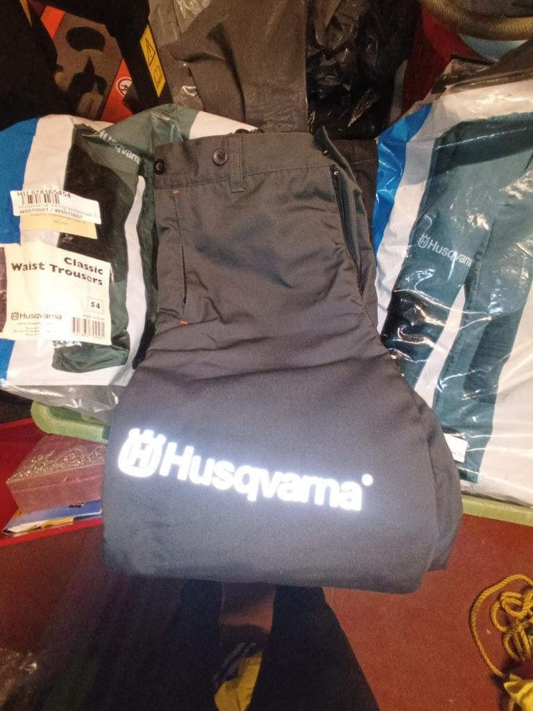 Husqvarna zaag broek speciaal, Tuin en Terras, Werkkleding, Nieuw, Dames, Heren, Broek, Ophalen