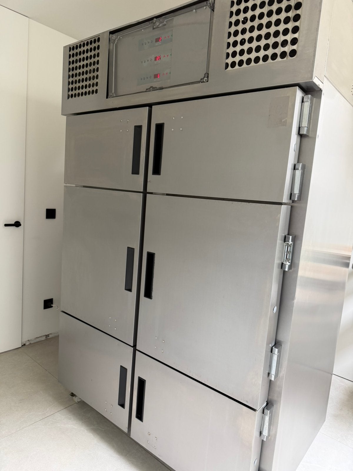Industriële frigo-diepvries, Zakelijke goederen, Ophalen, Nieuw zonder verpakking, Koelen en Vriezen