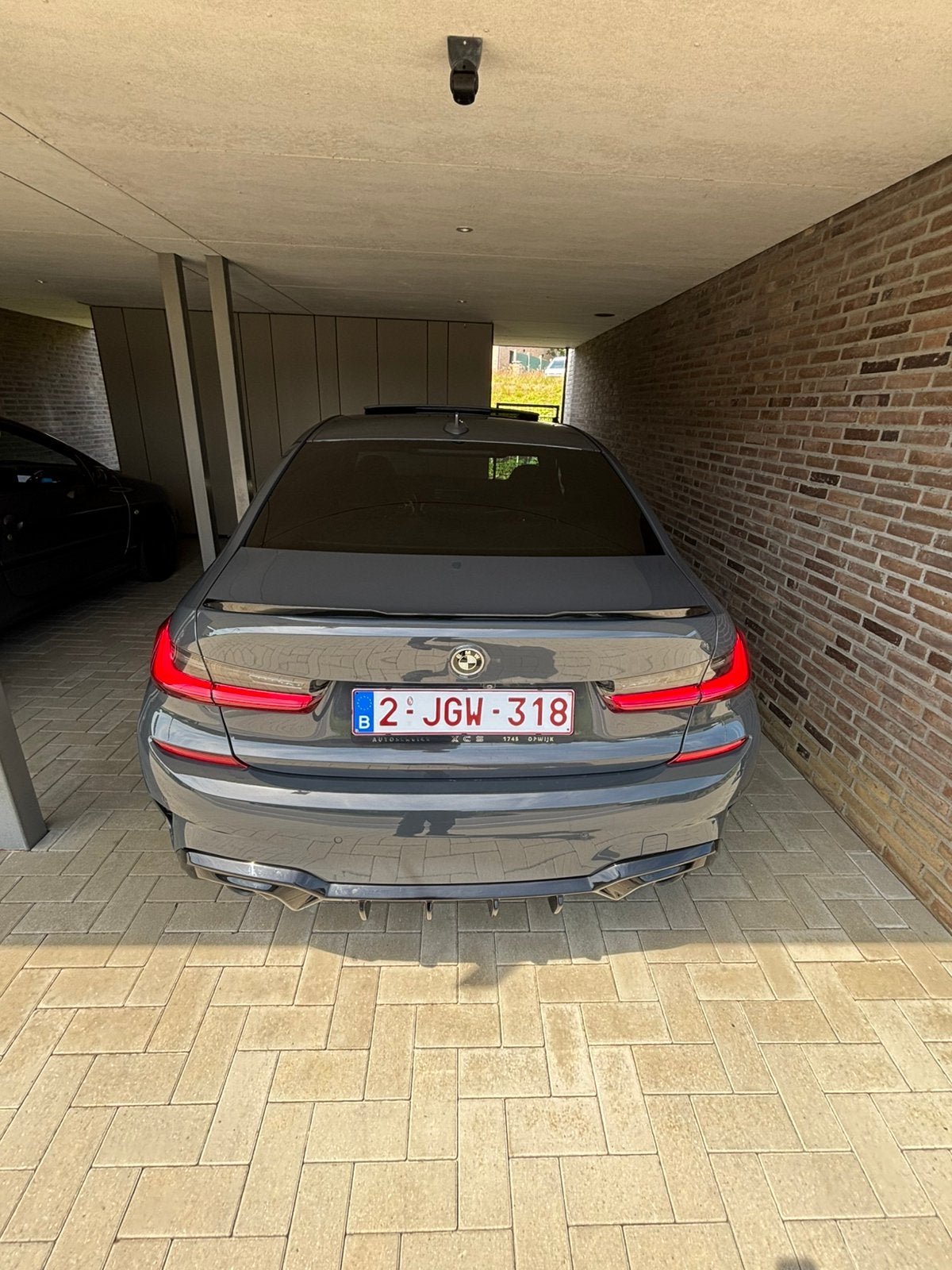 BMW 330e Sedan M sport 66.000 km | dravit grau |292pk, Auto's, BMW, Automaat, Leder, Hybride Elektrisch/Benzine, 3 Reeks