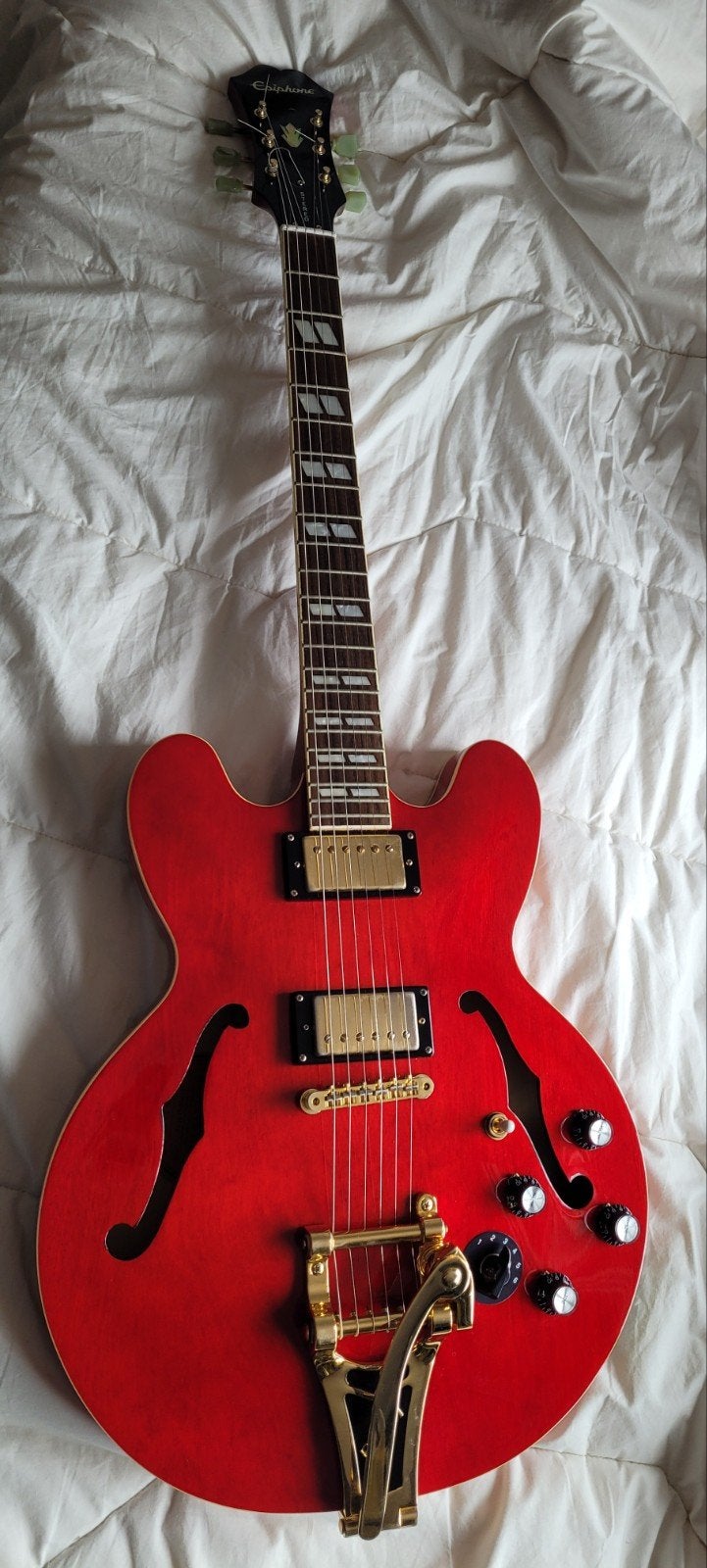 Epiphone ES-345 Red Cherry Stereo, Bigsby in beperkte oplage, Muziek en Instrumenten, Snaarinstrumenten | Gitaren | Elektrisch