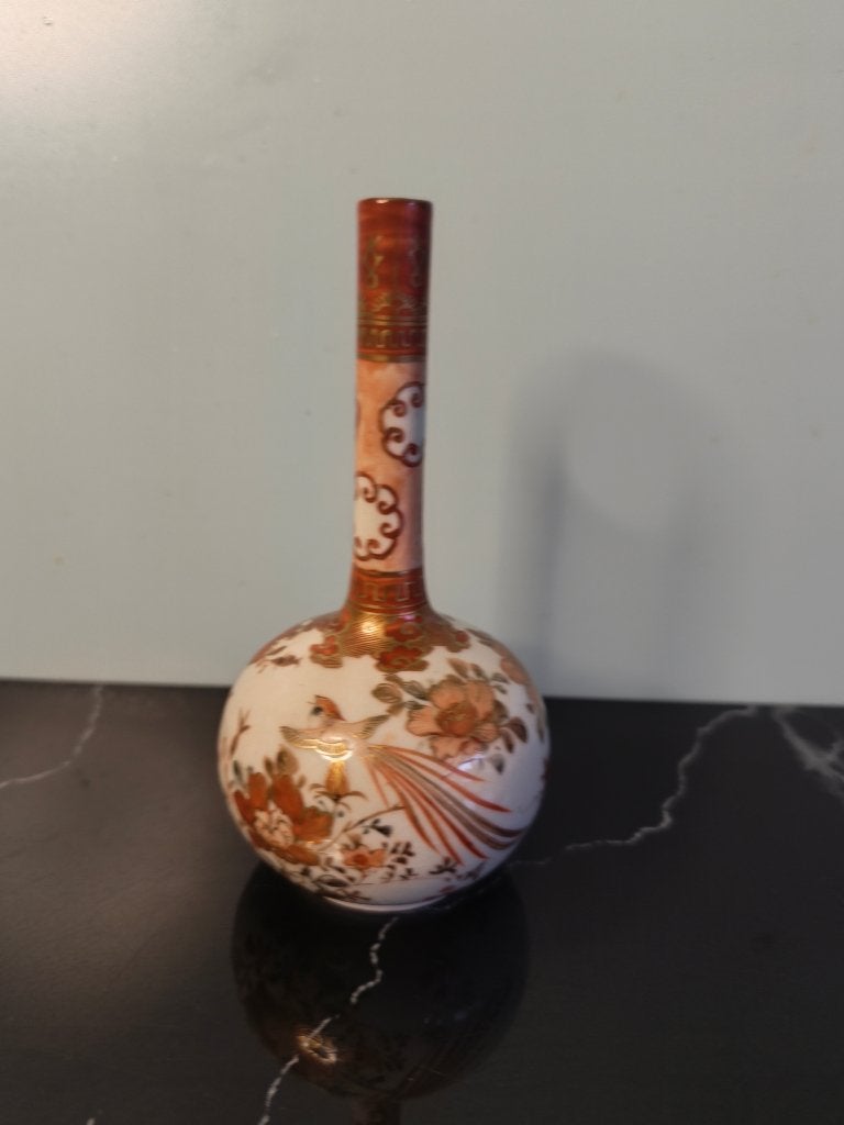 Vase Kutani du XIXe siècle. 078/Ae., Enlèvement