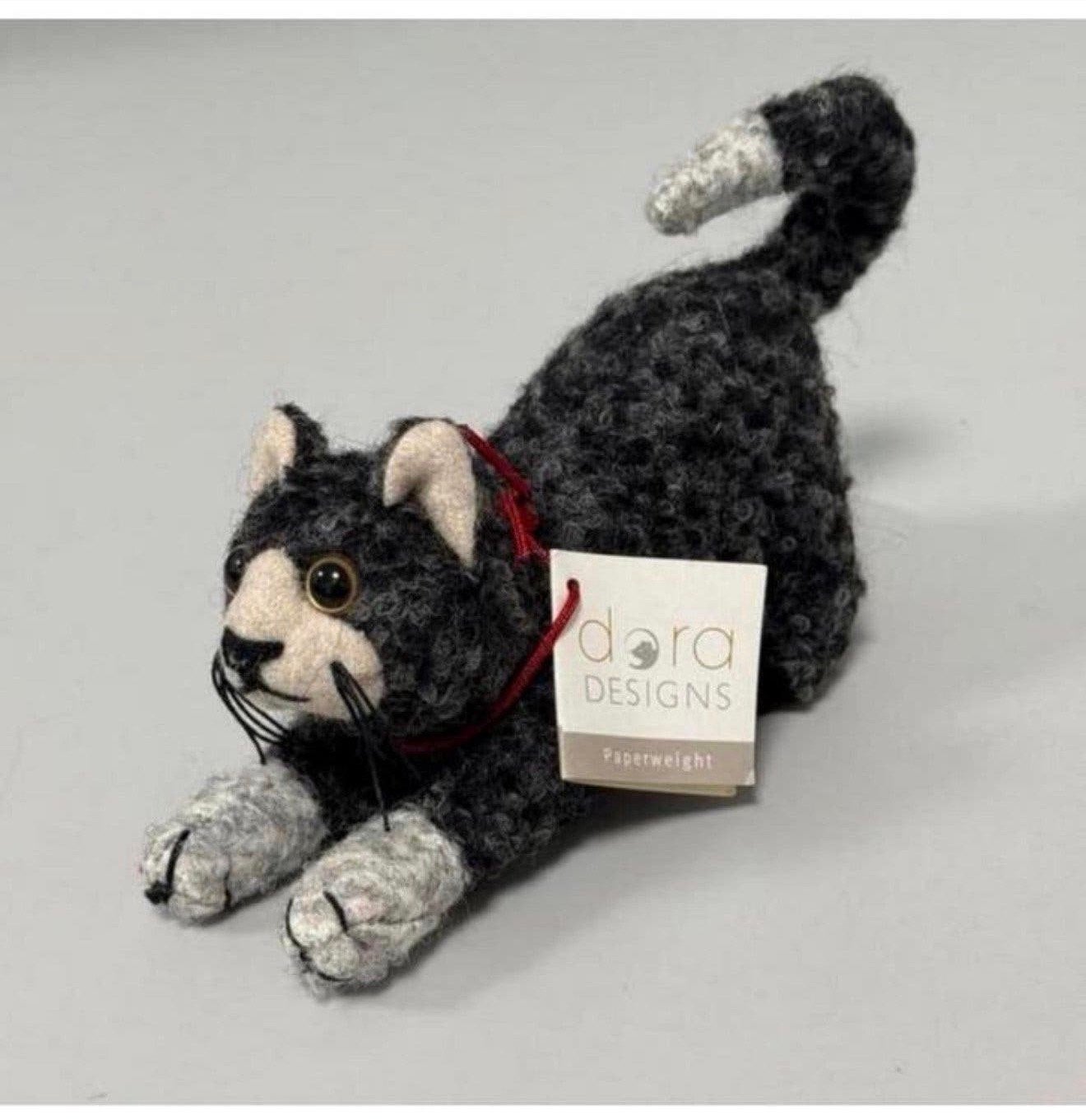 Dora Designs - Kat cat poes Paperweight faux leer suedette, Ophalen of Verzenden, Nieuw, Dier