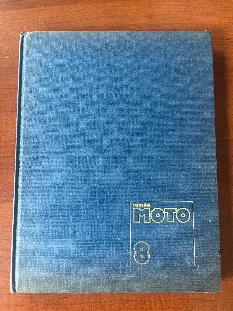Année Moto 8 publié en 1976, Enlèvement ou Envoi, Comme neuf