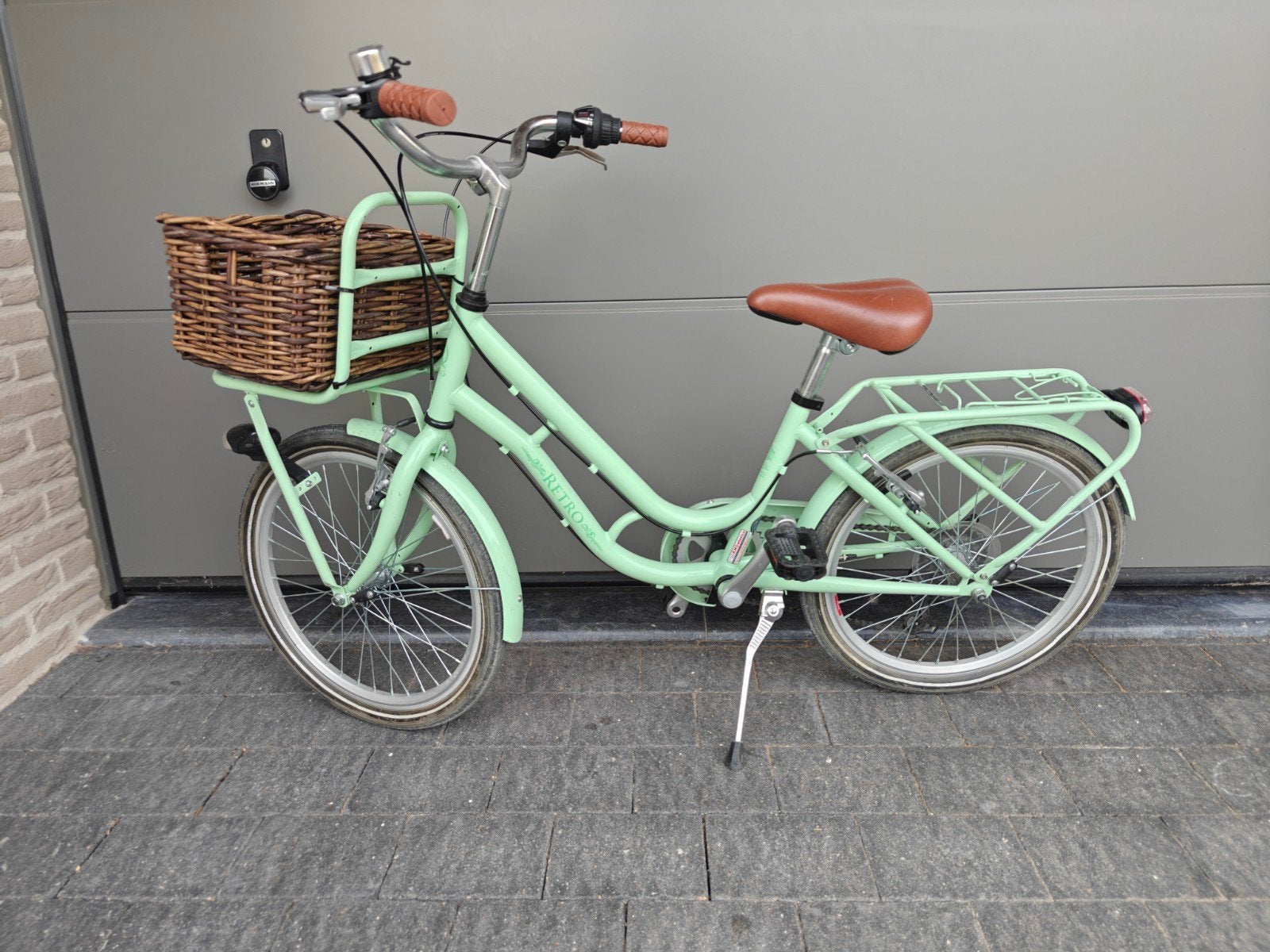 WINGS Retro 20 Inch meisjesfiets, Ophalen, Velgrem, Zo goed als nieuw, Handrem