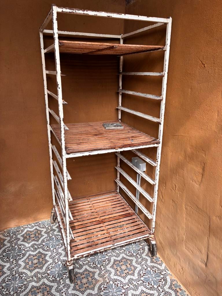 Oude broodkar (bakkerij), Enlèvement