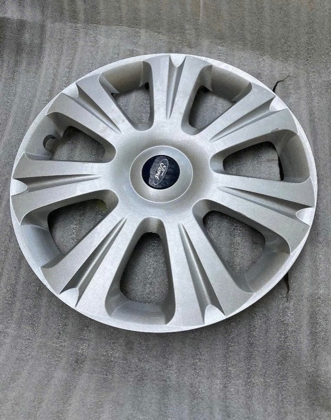 Wieldoppen 16 inch Ford, Ophalen, Gebruikt