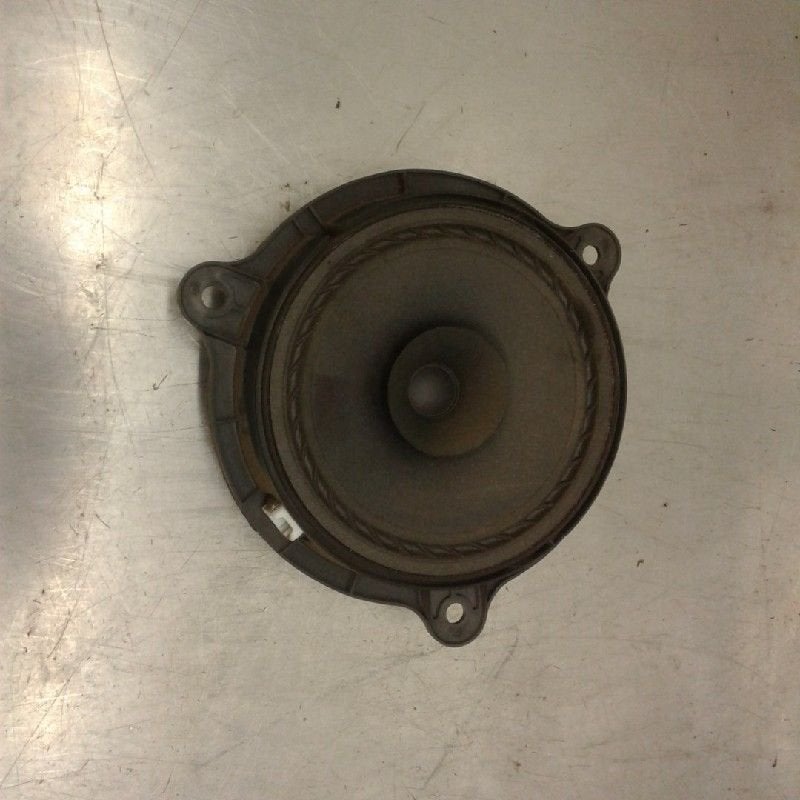 LUIDSPREKER Nissan Micra (K13) (01-2010/03-2017), Gebruikt, Nissan