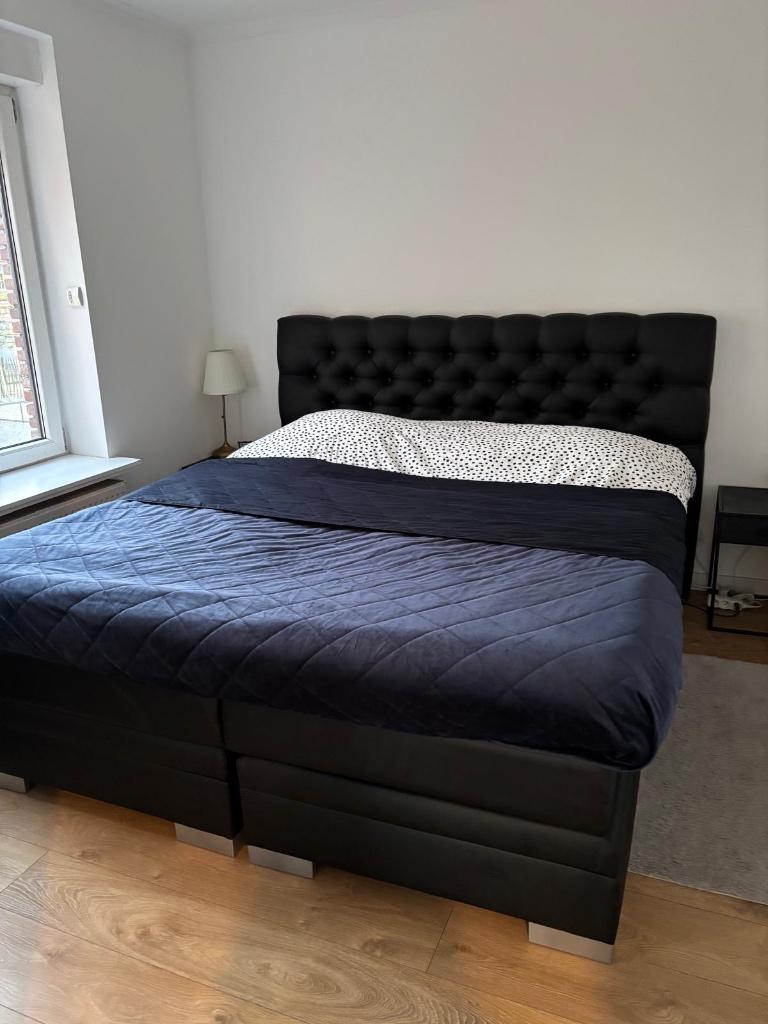 Te koop: modern elektrisch bed, Ophalen, Zwart, Tweepersoons, Zo goed als nieuw