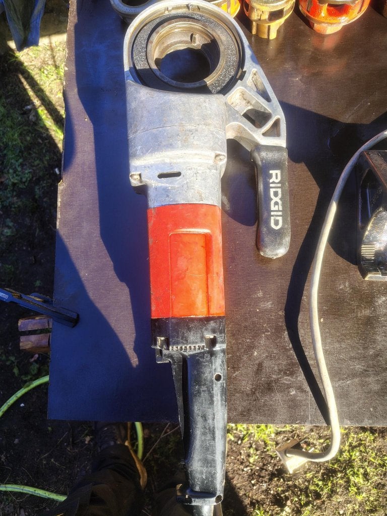 Filière Ridgid 690, Enlèvement, Utilisé