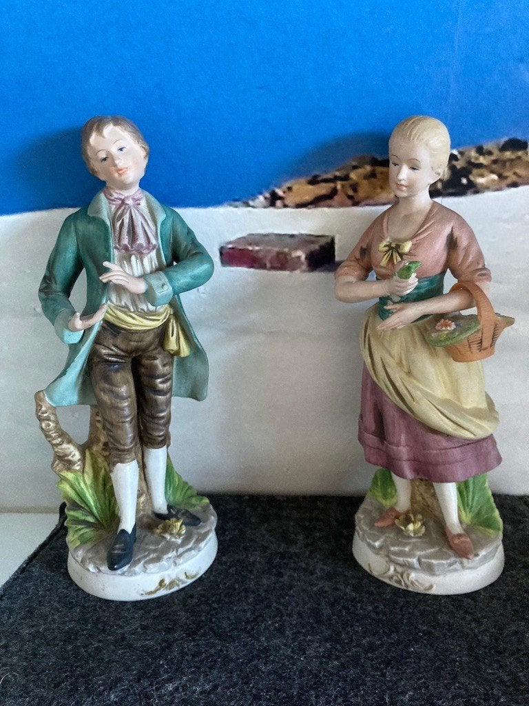 "Set 2 porseleinen beelden – jong koppel ", Ophalen of Verzenden, Gebruikt, Mens