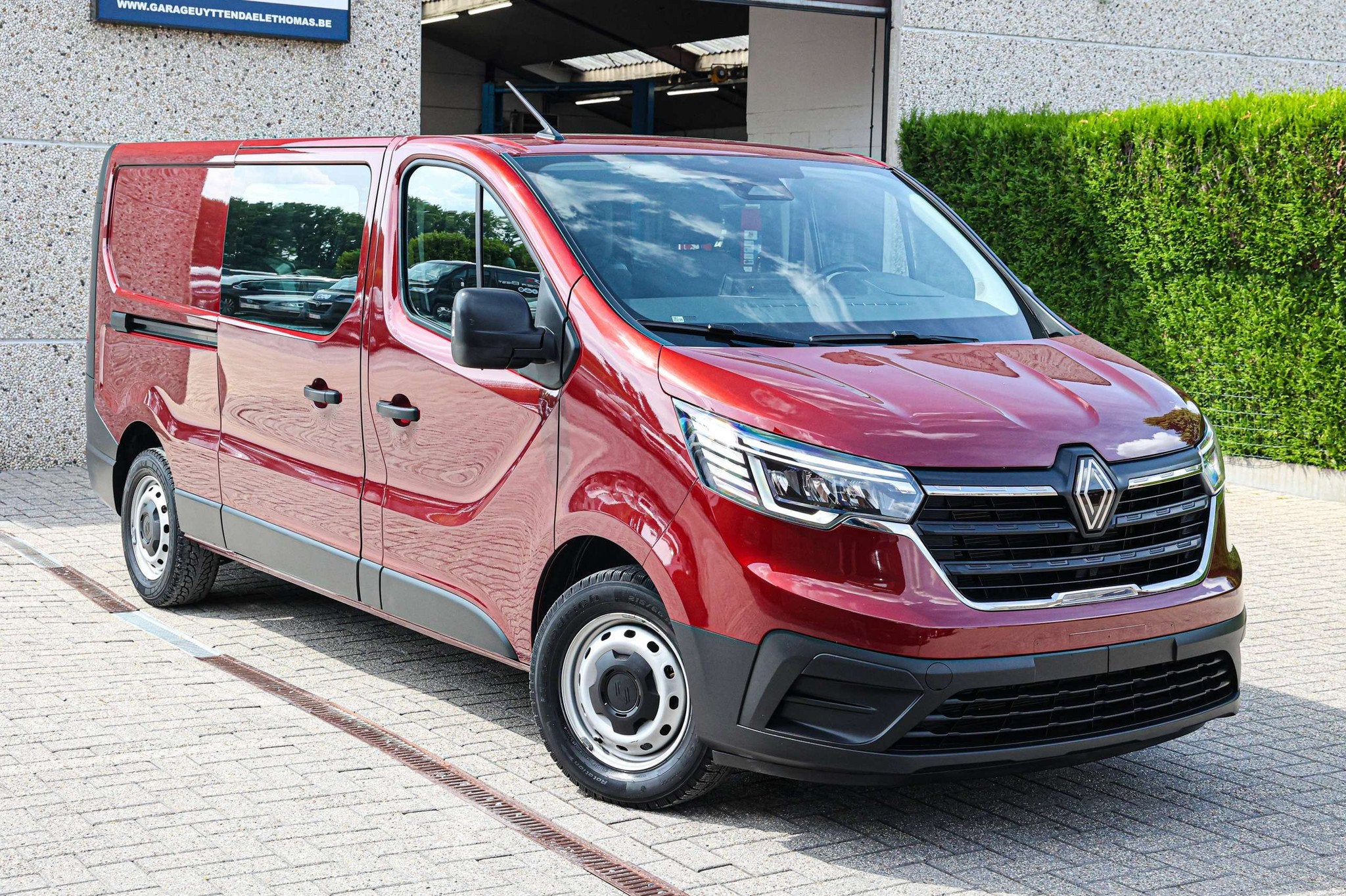 Renault Trafic 6-ZITPLAATS*AUTOMAAT*NAVIGATIE*ACHTERUITRIJCA, Auto's, Renault, Gebruikt, 4 cilinders, Bedrijf, Diesel