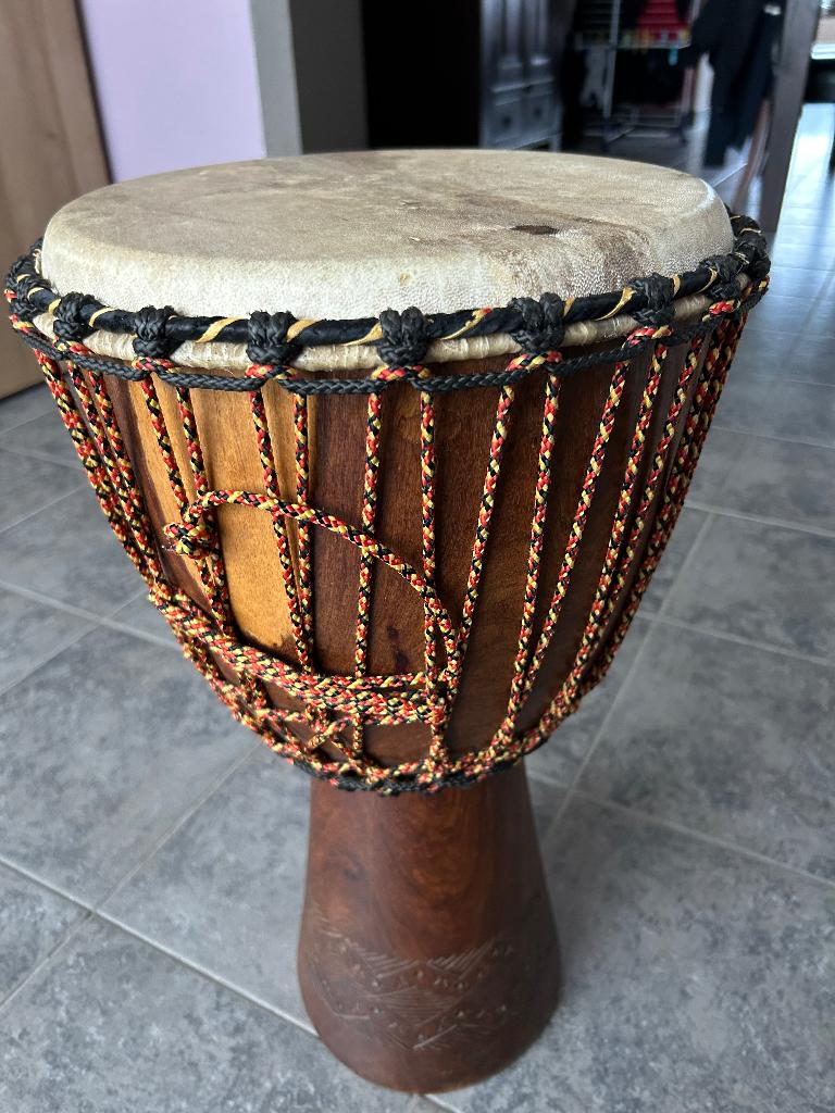 Djembe, Ophalen, Zo goed als nieuw, Melodische percussie