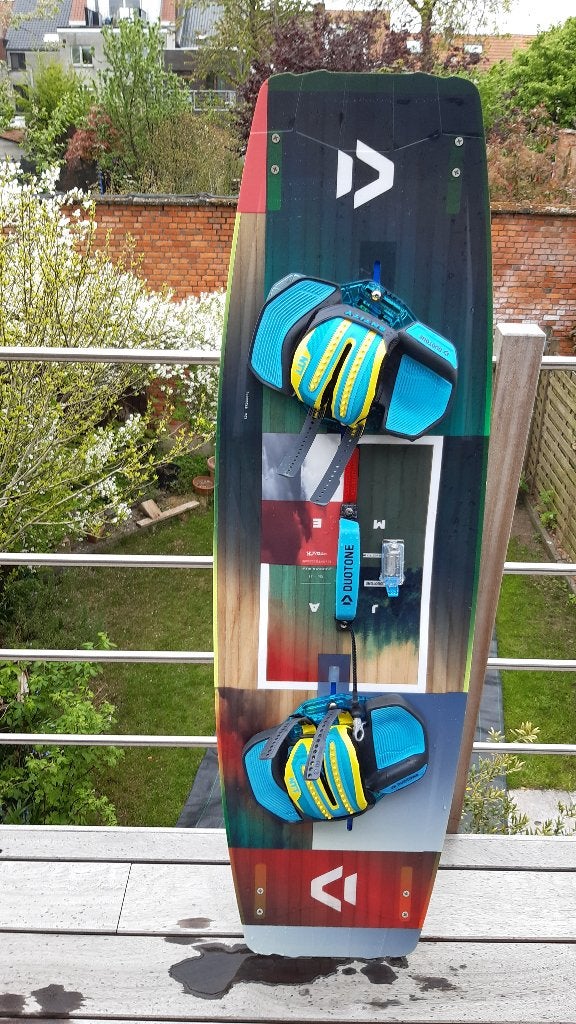 Kiteboard Duotone Jaime 136 x 41, Twintip, Ophalen, Zo goed als nieuw, Kiteboard
