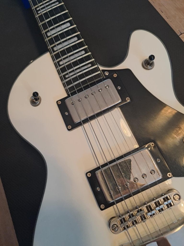 HAGSTROM Swede White Limited Edition, Musique & Instruments, Enlèvement, Utilisé, Solid body, Autres marques