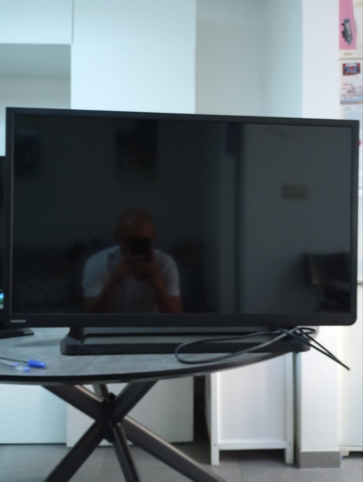 Toshiba TV 82cm - ZONDER AFSTANDBEDIENING, Ophalen, Toshiba