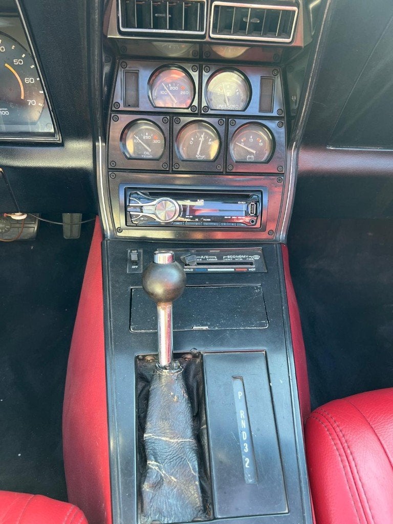Chevrolet Corvette C3 V8, foto 11