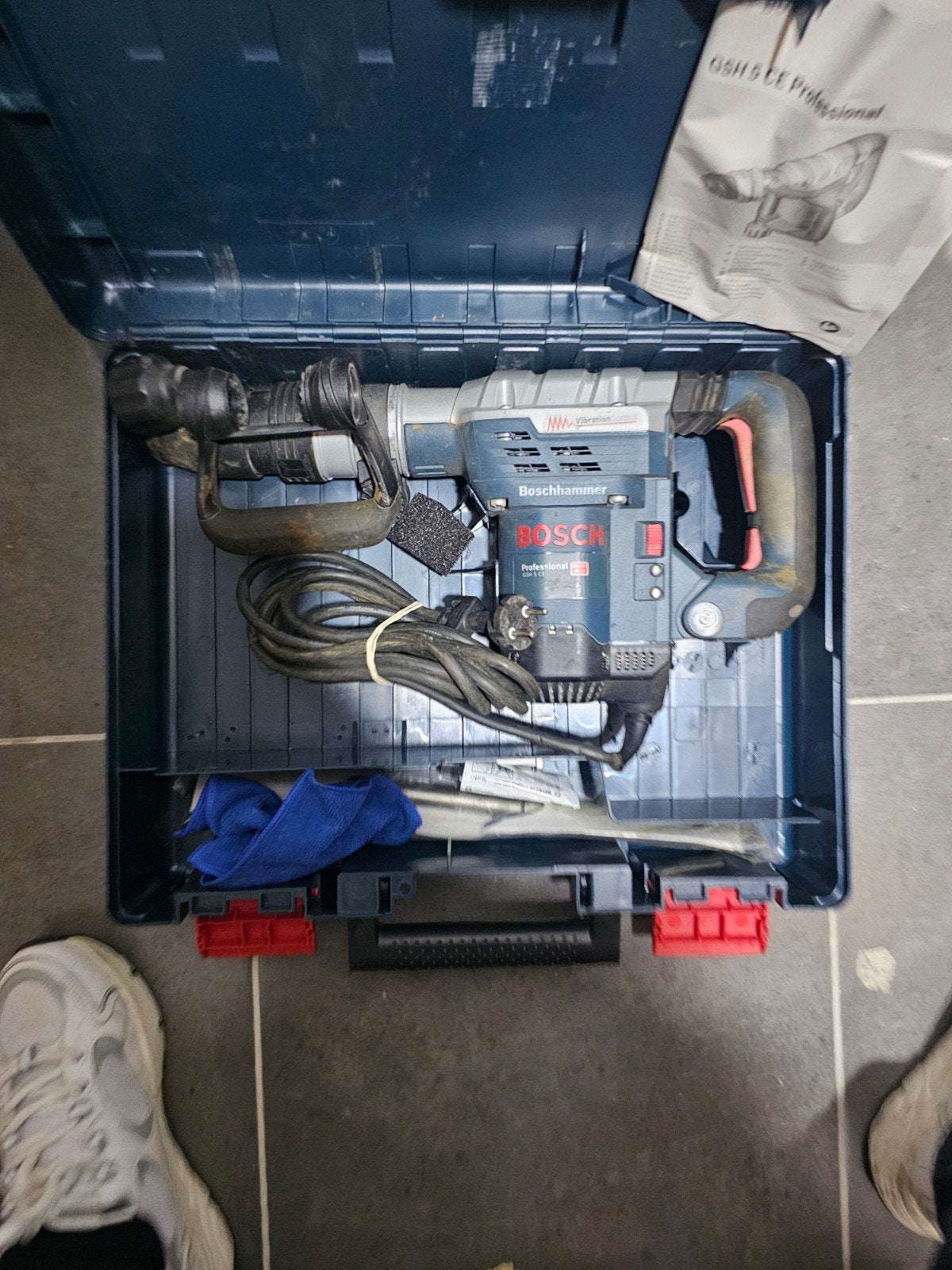 bosch comme neuf, Bricolage & Construction, Outillage | Foreuses, Comme neuf, 600 watts ou plus, Marteau perforateur et/ou Marteau piqueur