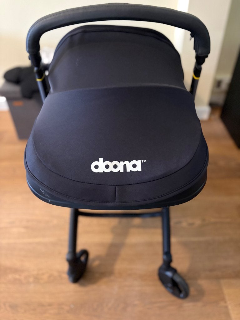 Siège-auto & poussette Doona i i-Size Couleur: Nitro Black, Ophalen, Zo goed als nieuw
