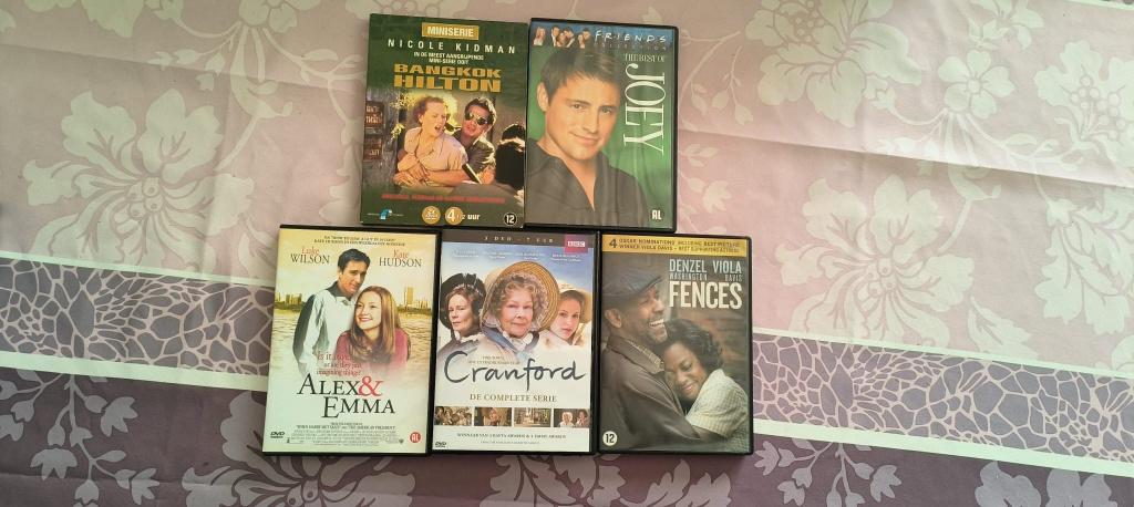 Pakket van 50 DVD's A, Tous les âges, Enlèvement, Utilisé