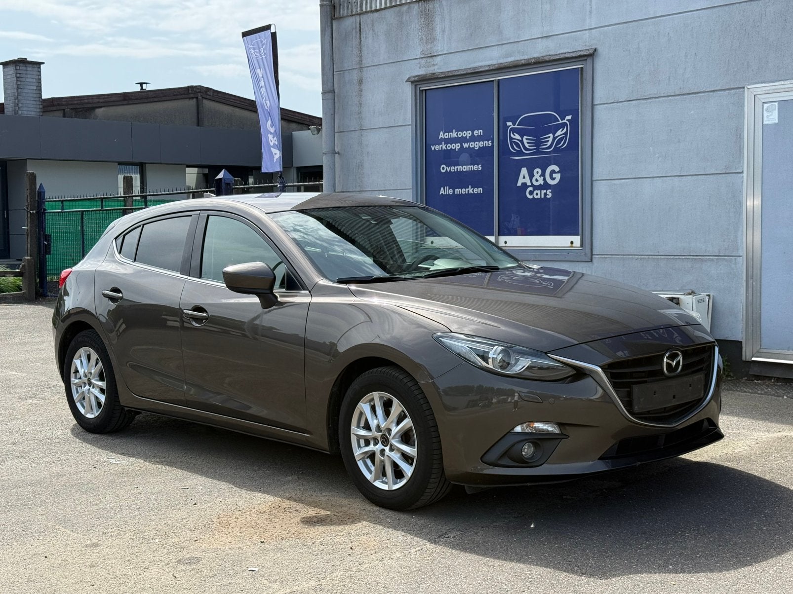 Mazda 3 1.5i 2016. Euro 6.  1 Anne Garantie, Autos, Mazda, Argent ou Gris, Achat, Euro 6, Entreprise