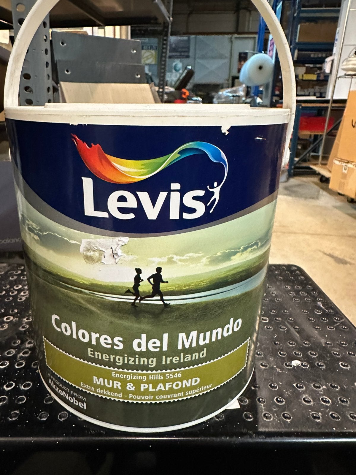 LEVIS COLORES DEL MUNDO – ENERGIZING HILLS 5546 – 2,5 L, Enlèvement, Comme neuf