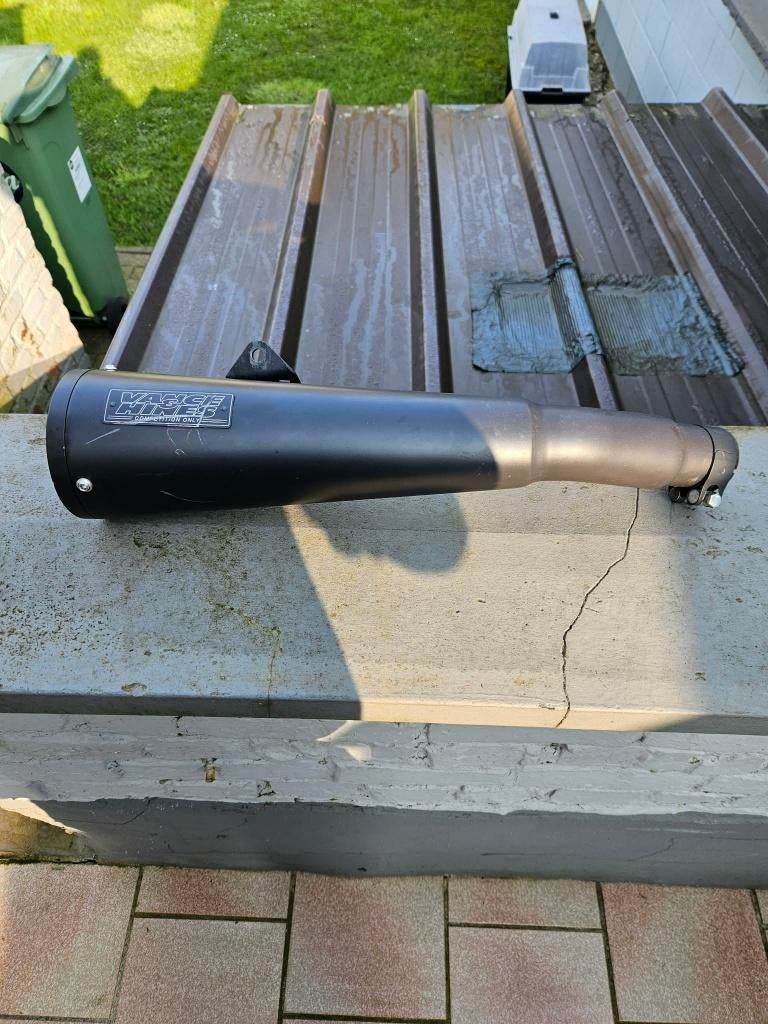 Vange&Hines uitlaatdemper Honda rebel 500, Motoren, Ophalen, Gebruikt