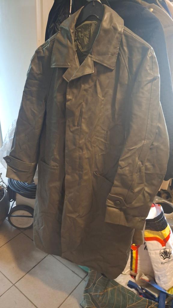 Imperméable abl bon état, Collections, Objets militaires | Général, Enlèvement ou Envoi