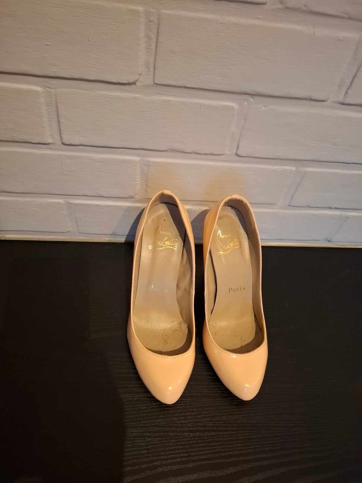 Escarpins Christian Louboutin taille 38, Enlèvement, Escarpins