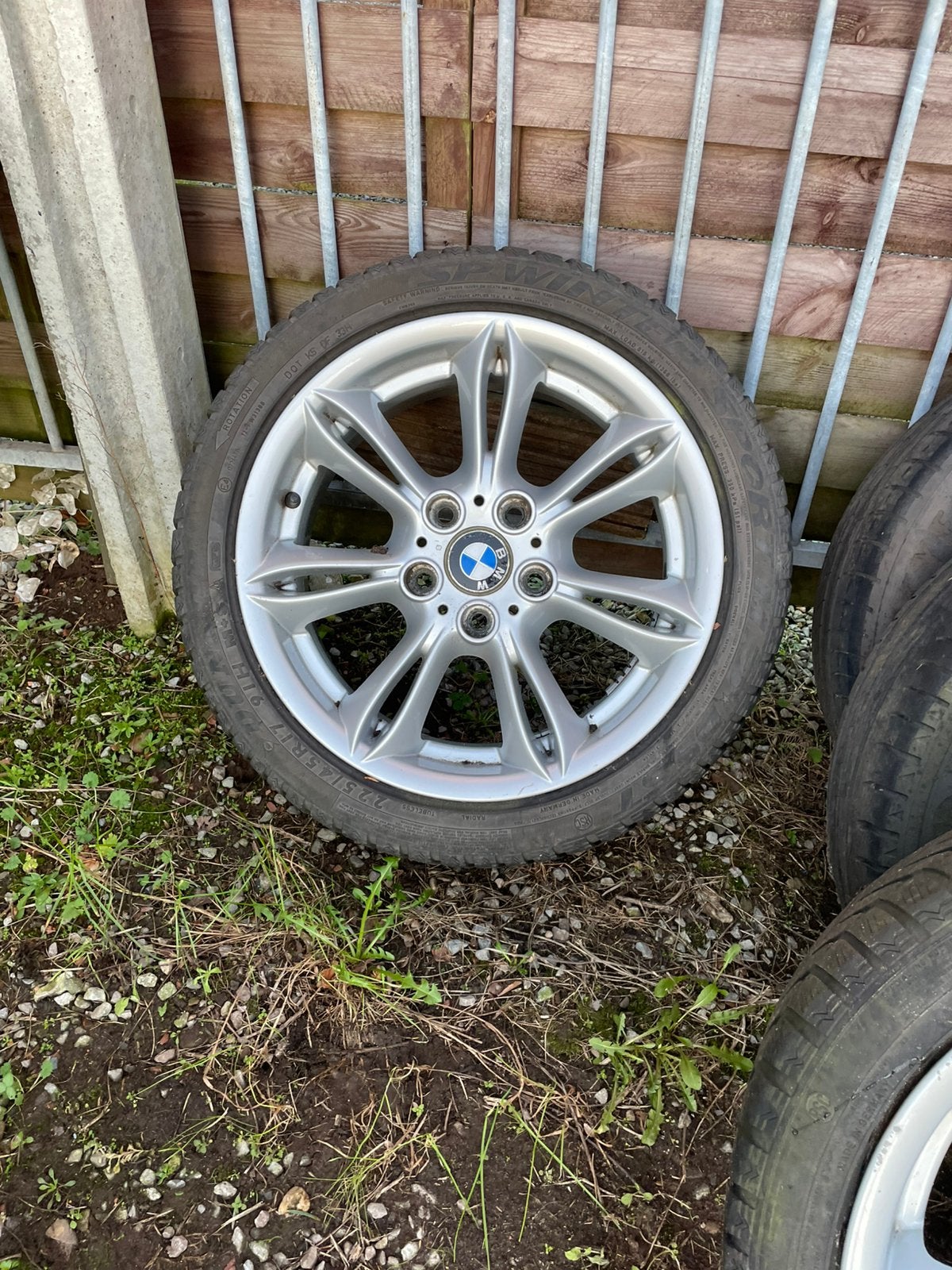 Bmw ronal 6759841, Enlèvement