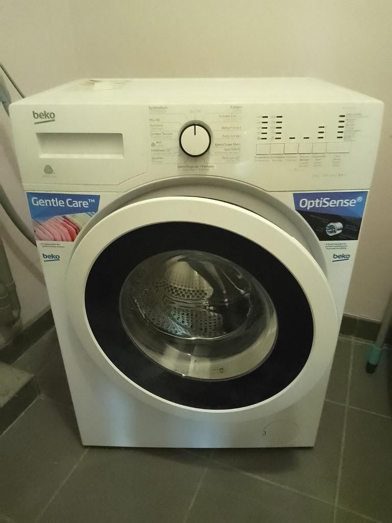 Machine à laver BEKO 6 kg, 1400 tr/min, Electroménager, Enlèvement