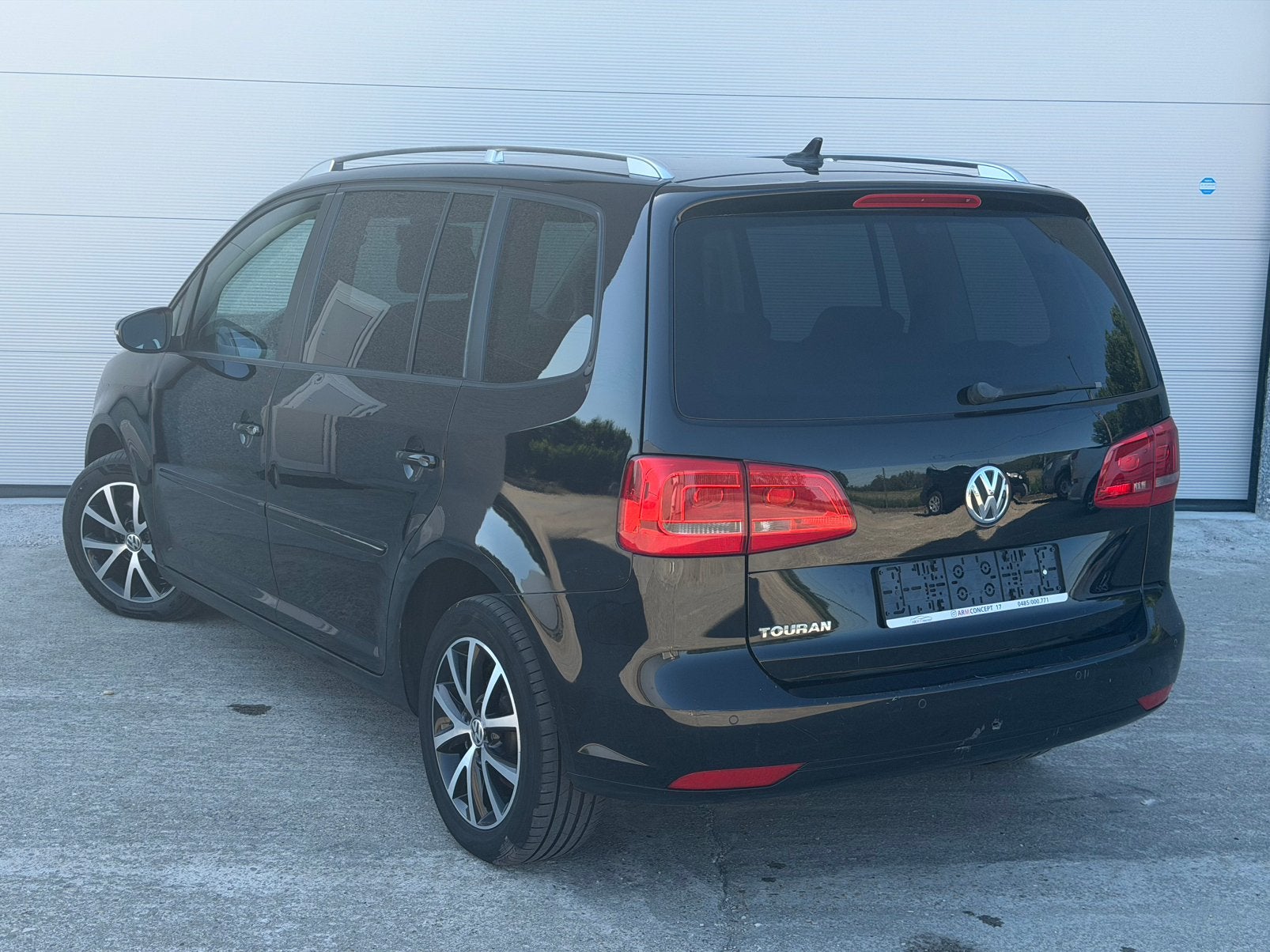 Volkswagen Touran 1.2 TSI essence 7 places 2011 garantie 1an, Autos, Volkswagen, Euro 5, Achat, Entreprise, Boîte manuelle