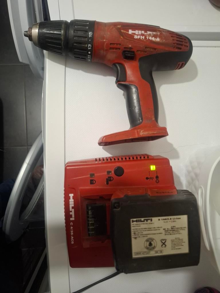 PERCEUSE HILTI, Enlèvement ou Envoi, Perceuse