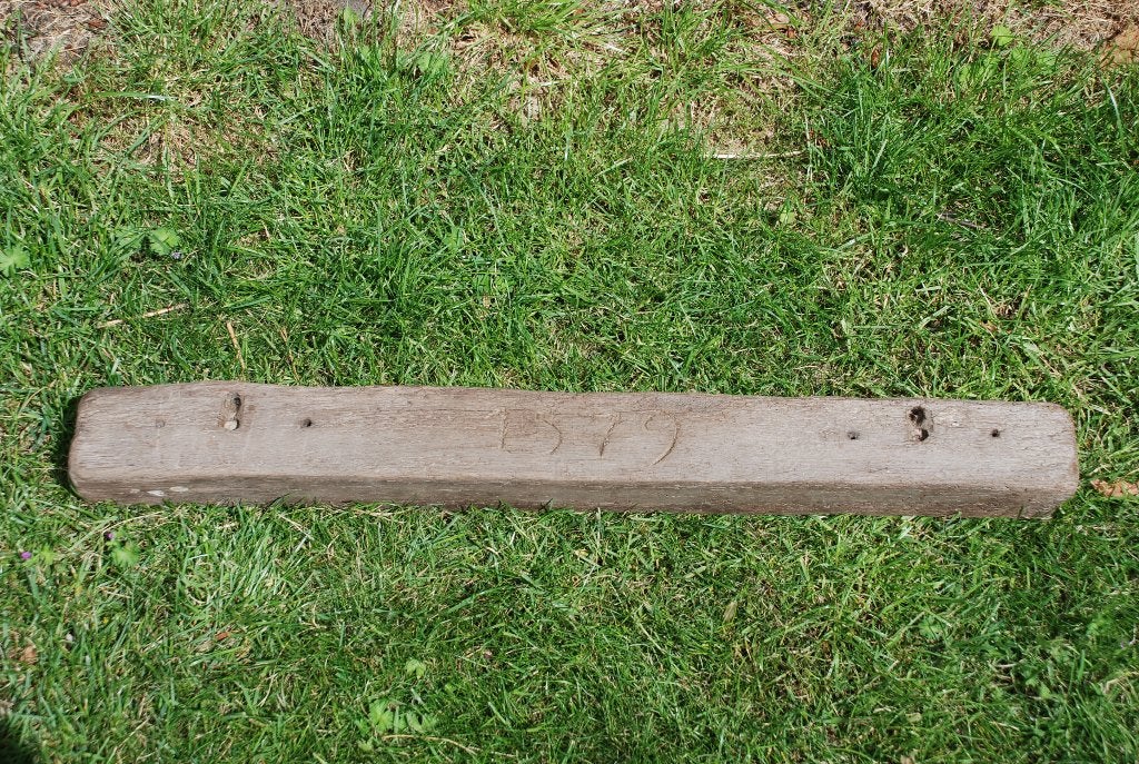 oude balk in hout, Enlèvement