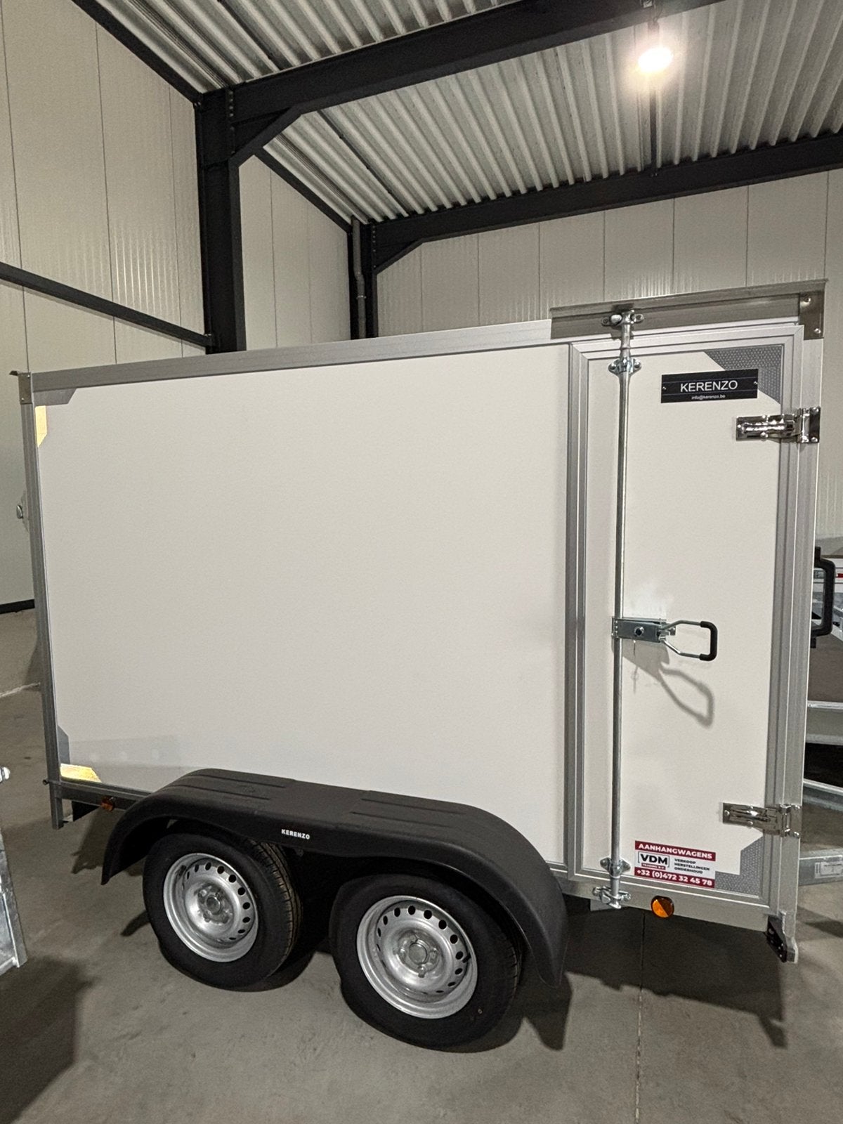 Gesloten aanhangwagen 260/150/150 met valklep en zijdeur, Ophalen, Nieuw