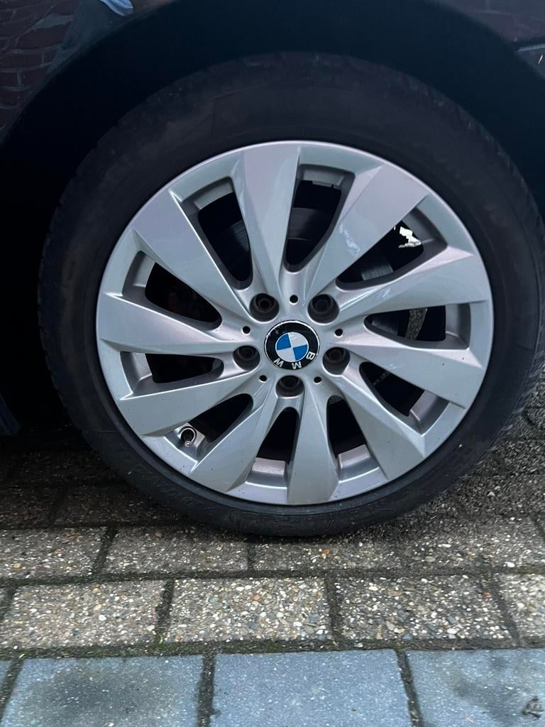 Bmw velgen met winterbanden 5x120 17inch, Auto-onderdelen, Banden en Velgen, Ophalen, Gebruikt, Banden en Velgen, 17 inch
