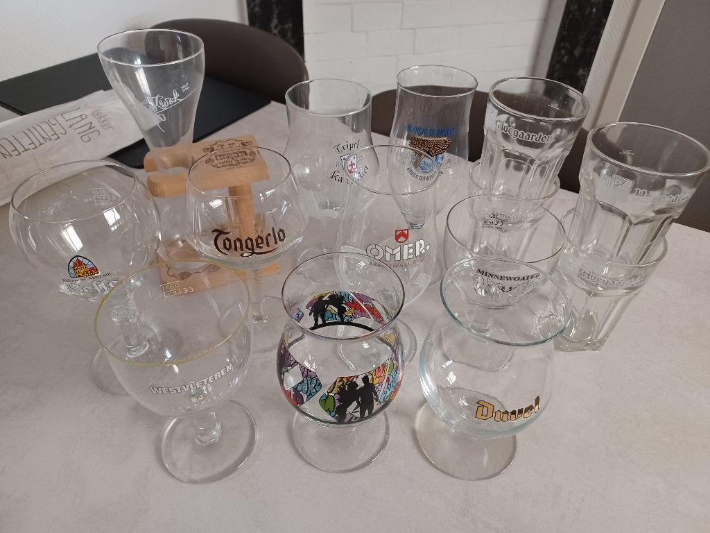 Lot bierglazen, Collections, Verres & Petits Verres, Enlèvement, Comme neuf, Verre à bière
