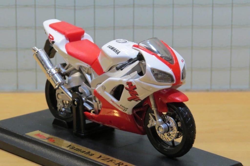 Yamaha YZF-R1 wit/rood 1:18 Maisto, Enlèvement ou Envoi, Neuf, Moteur, Maisto