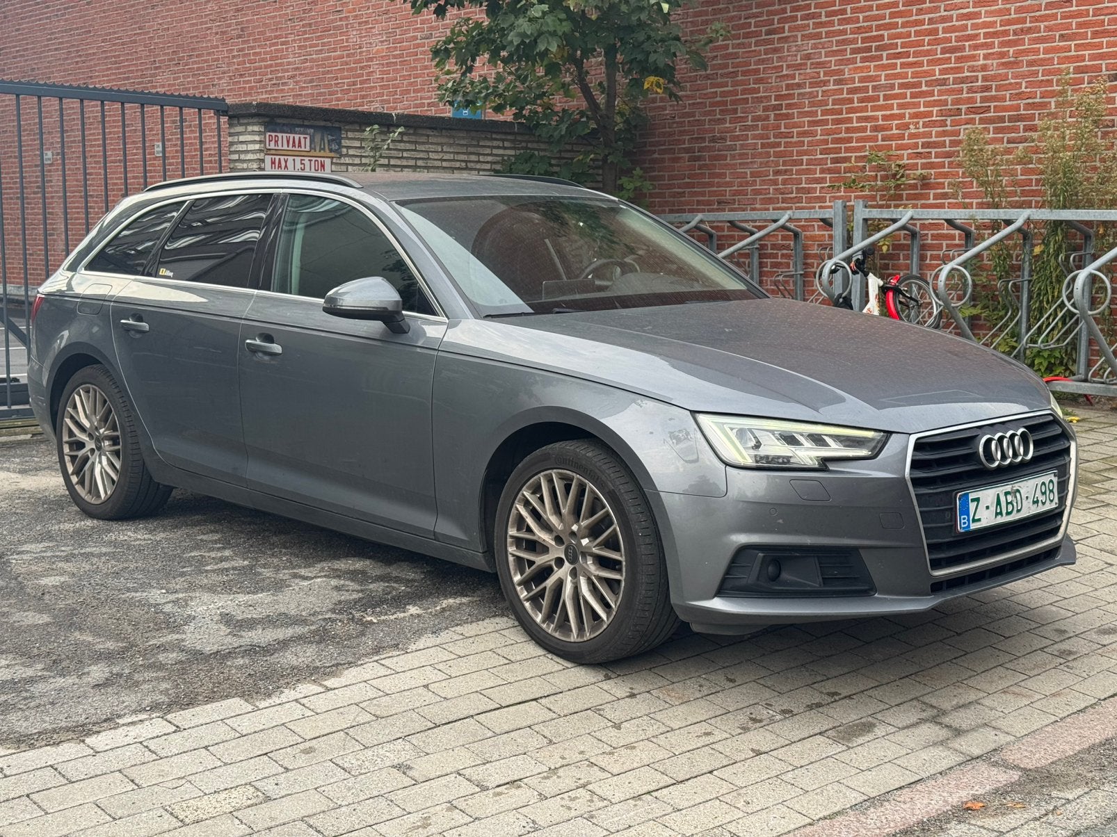 Audi A4 2.0TDI *Led*Navi*Head-Up*, Automaat, Stof, A4, Bedrijf