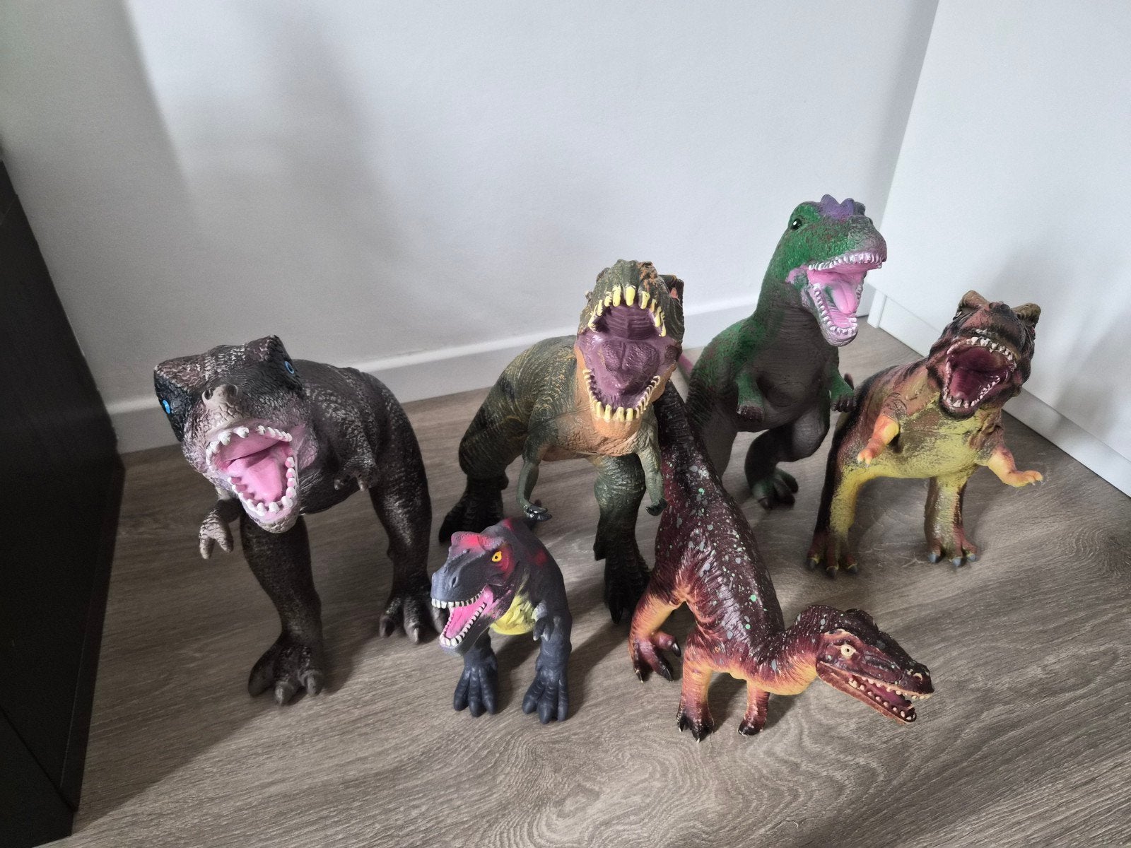 mix. Grote & kleine Dino's, Enlèvement